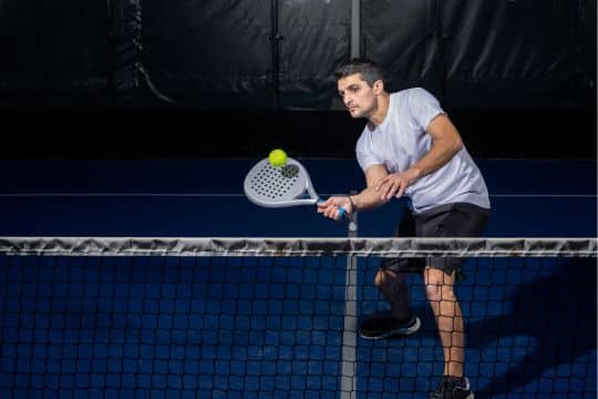 La volee coup droit padel